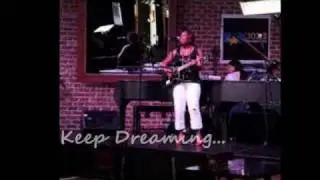 Dreaming(Official Video) New Single by Shining Rae