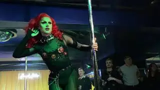 Bones (glorious commentary by Lleddir) - Rasputin @ Heavenly Bodies, Freedom Bar - 12/12/2021