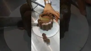 chocolate cake cutting#gamtng #cake #snscakes #cakedecoration #youtubeshorts #cakedecorating