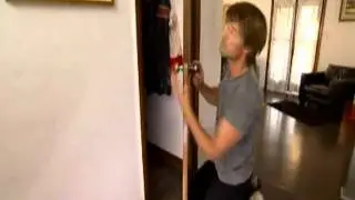 Rib Hillis 'Minute Fixes' - Sticky Doors