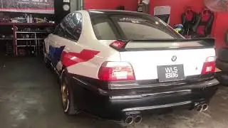 Reiber Auto: BMW E39 V8 Rebuild stock absorbers
