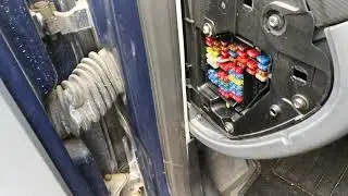 Seat Toledo / Seat Leon Fuse Box Location