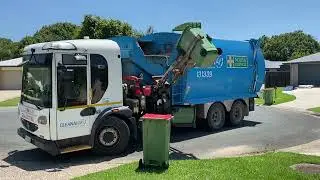 Waste in Cooroy with SL01086 #cleanaway 