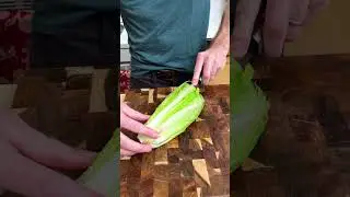 Lettuce cutting technique! #chef #salad #mealprep #knifeskills