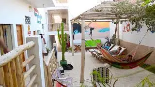 Paracas Backpackers House, Peru 2