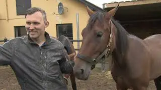 Gl&aelig;de og stolthed hos Martin Hansen efter &aring;rets f&oslash;rste 2-&aring;rs vinder.