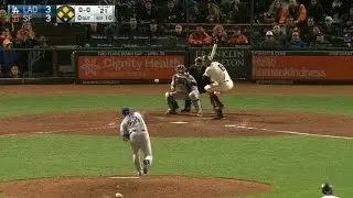 LAD@SF: Pence wins 10-pitch AB with walk-off sac fly