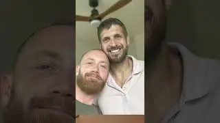 Как познакомились Кит Байнум и Эван Томас из Bargain Block. #hgtv