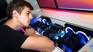 Montei um PC custom dentro da mesa