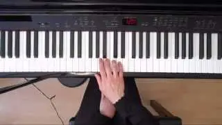 Online Piano Scales: G Major Broken Chords Demo