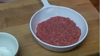 Corning Ware Menuette Microwaved Hamburger