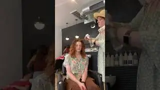 Refresh your curls #curlyhairstyles #curlyhairroutine #curlhairtutorial