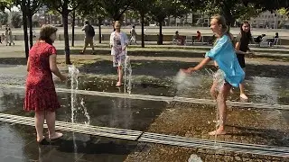 Six girls,a fountain and funny spray of happiness-3!/Шесть девушек,фонтан и веселые брызги Счастья-3
