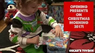 Opening Presents on Christmas Morning 2017 - Oscar's Toybox