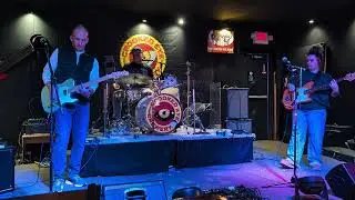 Psychedelic Kitty: Sunshine Of Your Love 1/19/26 Crooked Eye Hatboro.