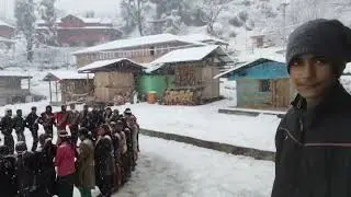 Vibe in pahad  live snow fall ❤️❤️
