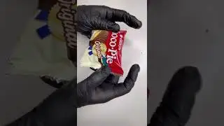 Relaxing ASMR/ Choco-Pie 🍪🍫 #asmr #chocolate #relaxingcandy #satisfying #candy #tiktok #gummy
