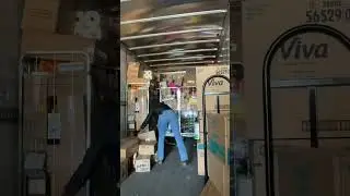 Unloading A DOLLAR GENERAL TRAILER THE RIGHT WAY ☺️