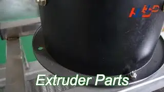 20 years of factory direct production and direct sales of extruder accessories blow dryer