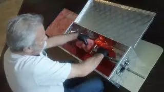 AIRTech Wringer/Extractor: Reuse our oil absorbing pads over 40 times. Saves oil and environment.