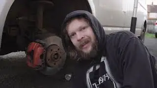 VW Transporter T5 2.5 TDI - Changing the Near Side Driveshaft