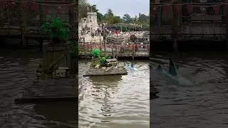 Battle Galleons Shark #themepark #altontowers #shark #pirates #ride #shorts #water #amusementpark