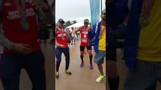 Subiendo las manos pa'arriba Miami Marathon 2017