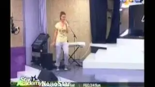احمد عزت , كرستين , نينا و كريمة على مسرح - مشهد تمثيلي
