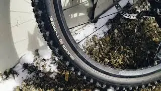 2018 Giant Full-E3  winter e-bike riding
