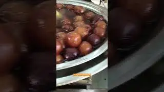 Gulab Jamun in RDC Ghaziabad #streetfood #foodie #youtubeshorts #divyanshpandeyvlogs #shorts