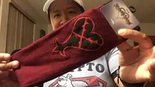 Loot Wear Socks & Wearable August 2017 Unpackaging - KINGDOM