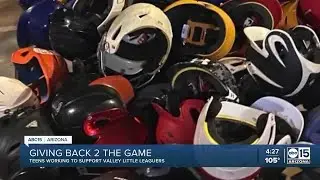 Willow Canyon High School baseball players give back to Little League players