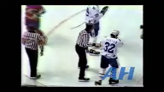 NHL Nov. 2, 1981 Dale Hunter,QUE v Brian Engblom,MTL Quebec Nordiques Montreal Canadiens