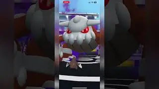 Pok&eacute;mon Go Shadow Heatran Raid Boss Battle