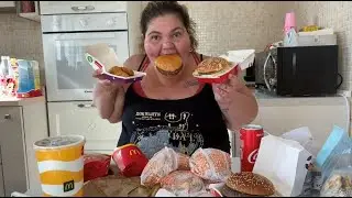 MEGA ABBUFFATA MC DONALD’S EATING SHOW MUKBANG ITA
