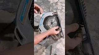 Safe and Quick Method to Change a Circular Saw Blade #ToolTips #woodworking #shorts