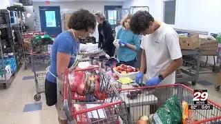 &lsquo;Never seen anything like this,&rsquo; grocery costs drive more Virginians to food pantries