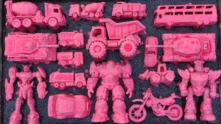 Membersihkan Lumpur Pink Di Mainan Robot, Iron Man,Mini Force, Mobil Balap, Dump Truck, Tank