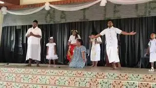 O le Tina na faamalolo e IESU