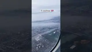 Stunning Aerial View of London from a Plane | London in Seconds! #shorts