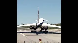 Tupolev 144 aparec decolando De  Skiathos ✈️ #aviation #amazing #fly #airport