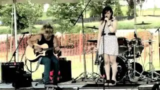 Kaela & Mark Campayno  (Billy Jean cover)