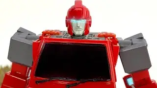 Takara Tomy Transformers Masterpiece MP-27 Ironhide