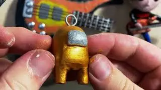 How to make a Custom Gold Among Us Keychain!