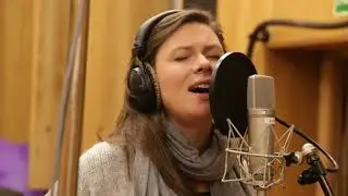 Aga Kiepuszewska i Grohman Orchestra - Fala [live session w Radiu Ł&oacute;dź)