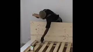 Un lit en bois de palette &agrave; Paris: incroyable
