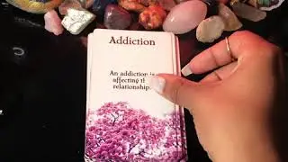 Messages of love Oracle cards Flip through