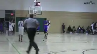 Oakland BayHawks' Brian Goins gets the and-one with 3 min left!
