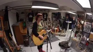 2017 Carter Sampson - In Store @ Wim's Muziekkelder