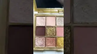 Huda beauty gold obsessions palette